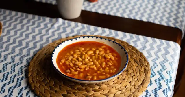 Jakie przyprawy lubi fasola? Odkryj najlepsze smaki dla potraw