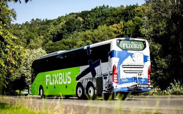 FlixBus Kraków: Gdzie odjeżdża Twój autobus? Pełny poradnik