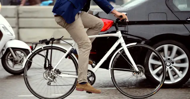 Czy po zabraniu prawa jazdy można jeździć rowerem? Sprawdź zasady.