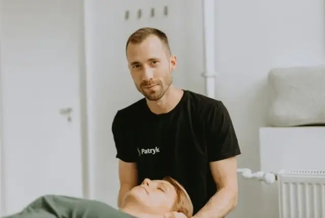 Jak się zwracać do fizjoterapeuty, aby uniknąć niezręczności?