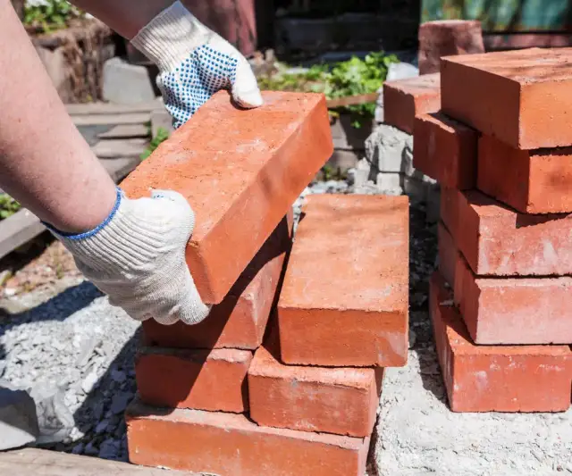 Betoniarka 150l: Od 1 do 2 taczek betonu? Sprawdź, jak to liczyć