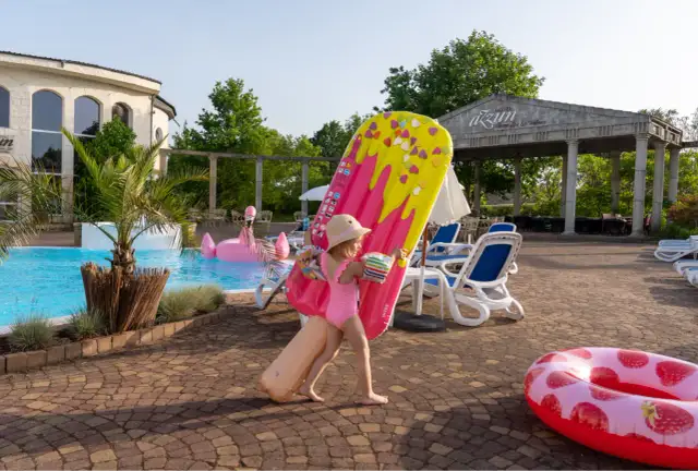 Mazury z dzieckiem: Jak zaplanować idealne wakacje rodzinne?