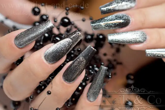 Schwarze French Nägel Glitzer: Ihr Guide für den glamourösen DIY-Look