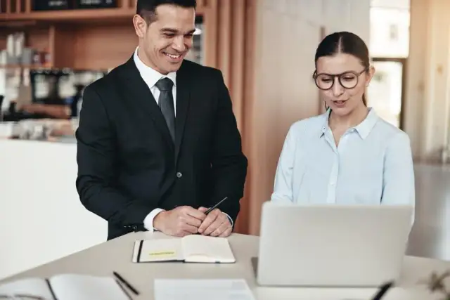 Adwokat z urzędu ile kosztuje? Sprawdź, kto może skorzystać za darmo