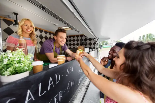 Jak otworzyć stoisko nad morzem i uniknąć najczęstszych błędów