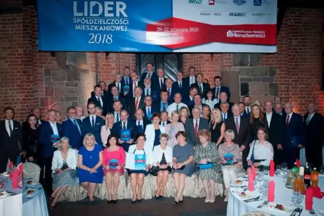 Kto może być prezesem spółdzielni mieszkaniowej? Sprawdź wymagania!