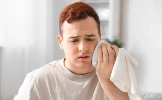 Skuteczne sposoby na ból zęba - ulga w domowych warunkach