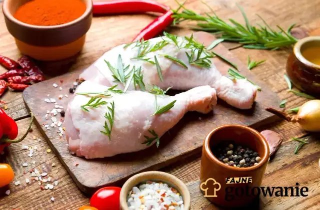 Kurczak jak z restauracji: Odkryj sekrety soczystości w domu