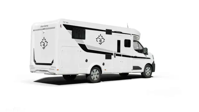 Biały kamper AhornCamp TE 740 First Edition z czarnymi detalami i logo liścia klonu. Gotowy na przygody!