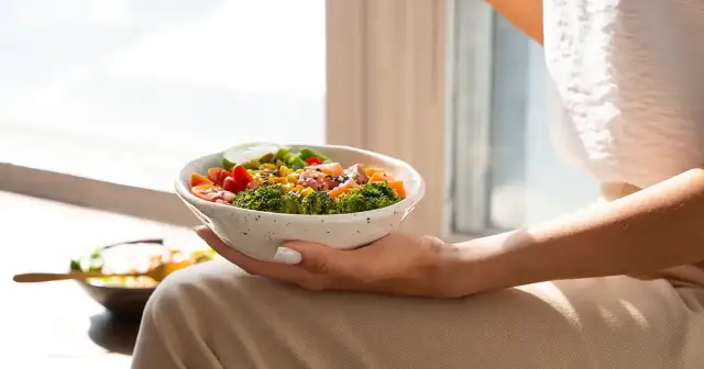 Czy białko po treningu jest konieczne? Odkryj prawdę o regeneracji