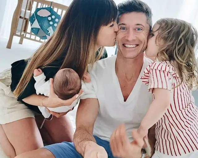 Poznaj imiona córek Roberta Lewandowskiego i ich niezwykłe znaczenie