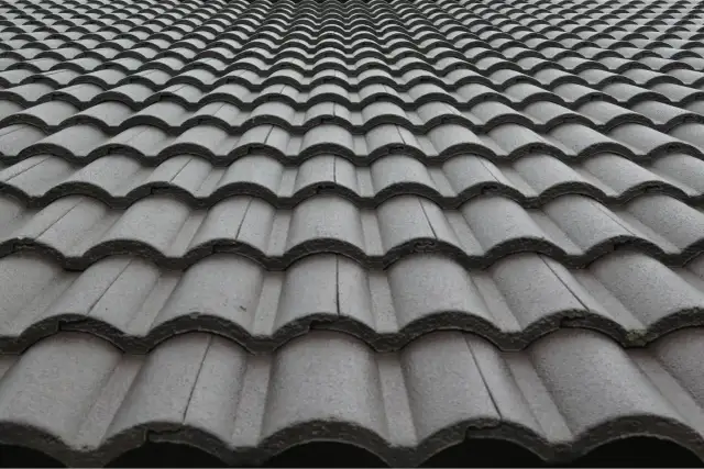 Jak wybrać papę jak dachówka: trwałość i estetyka pokrycia dachu