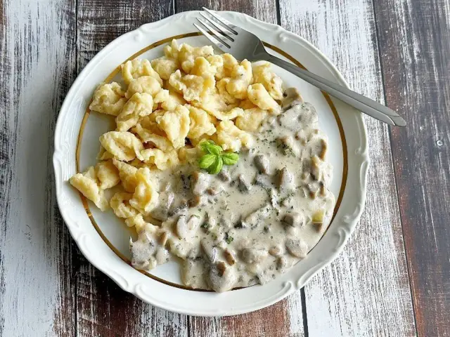 Co zrobić na obiad bezmięsny? Szybkie, tanie i sycące przepisy