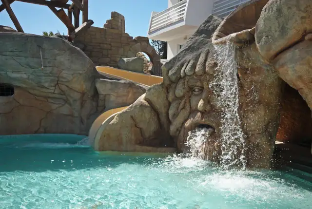 Majorka z dzieckiem: Jaki hotel wybrać? TOP 7 dla rodzin!