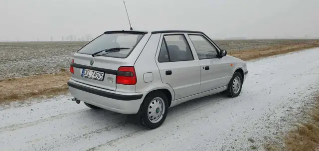 Skoda Felicia pojemność baku: 42L, zasięg, rezerwa. Sprawdź!