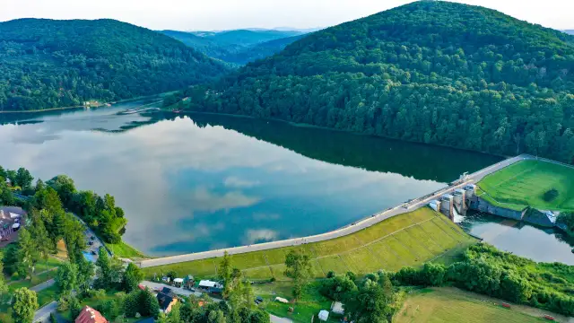 Najciekawsze atrakcje w Uhercach Mineralnych, które musisz zobaczyć