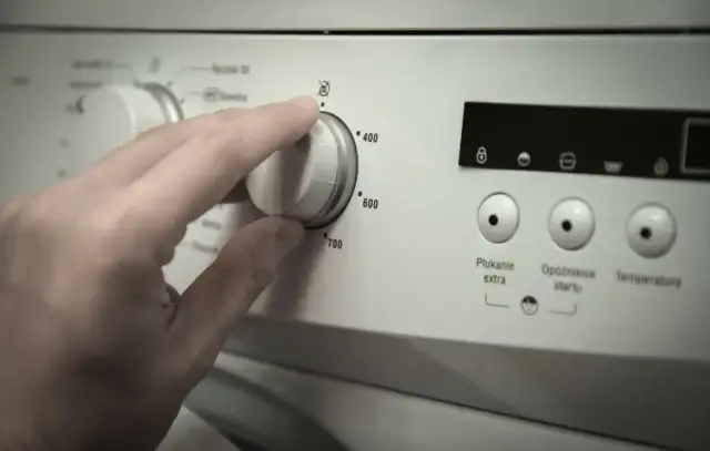 Dlaczego pralka chodzi po łazience? Oto przyczyny i rozwiązania