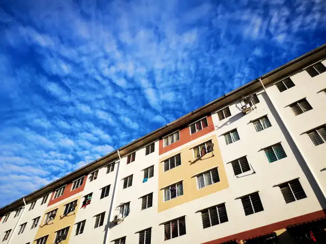 Jak złożyć wniosek o mieszkanie socjalne i uniknąć błędów w aplikacji