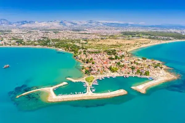 Side jakie morze? Odkryj piękno Morza Śródziemnego w Side