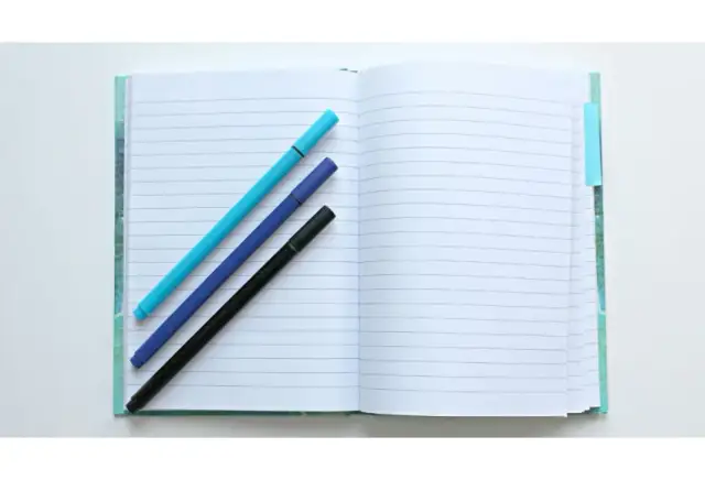 Jaki zeszyt do filozofii: wybierz idealny notatnik dla siebie