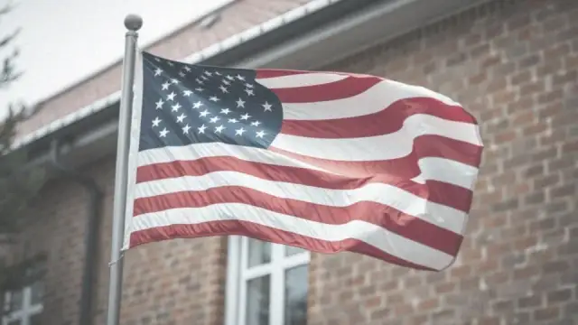 Jak wygląda flaga USA? Symbolika, historia i ciekawostki