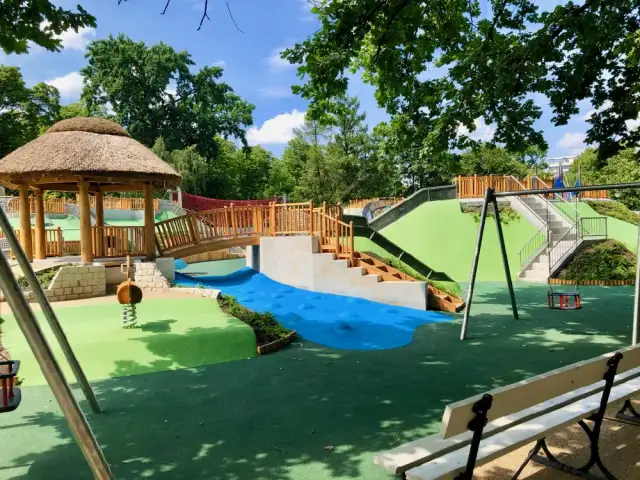 Park Ujazdowski: Plac zabaw otwarty! Co musisz wiedzieć przed wizytą?