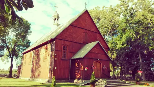 Najlepsze atrakcje w Poniatowej, które musisz zobaczyć podczas wizyty