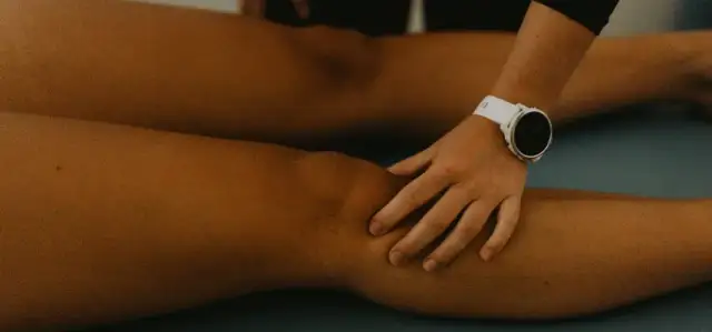 Jakie leki na wodę w kolanie pomogą Ci uniknąć bólu i obrzęku