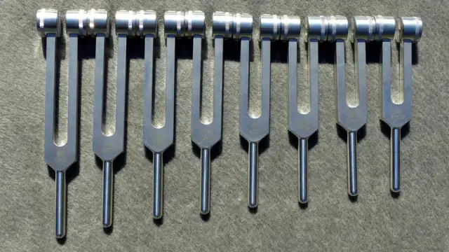 Częstotliwości czakr: jak ich używać do harmonizacji i uzdrowienia