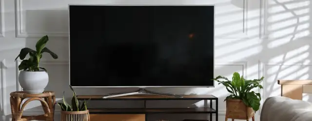 Co zrobić gdy telewizor sam się wyłącza i włącza – 10 skutecznych rozwiązań