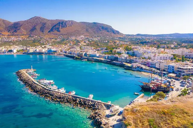 Hersonissos na Krecie: Odkryj ukryte perły i nocne życie kurortu