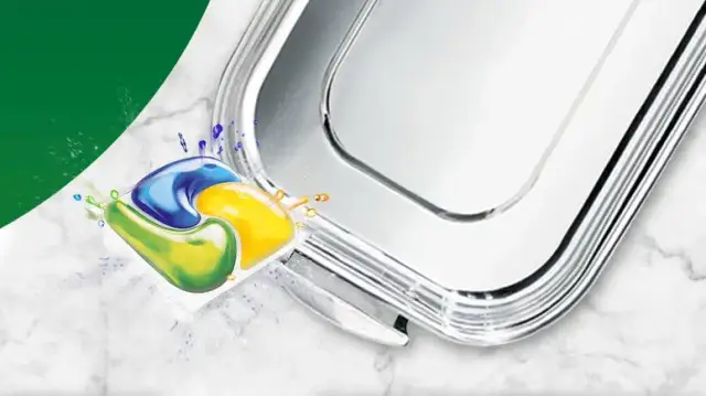 Somat czy Finish? Porównanie tabletek do zmywarki. Które wybrać?