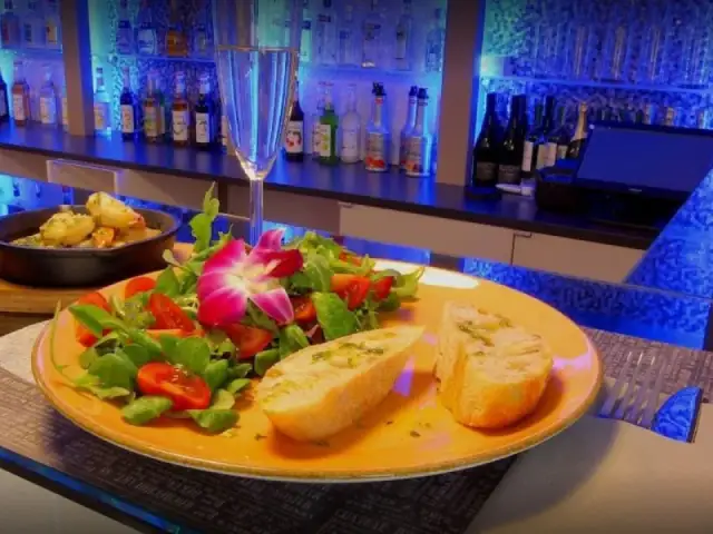 Gdzie zjeść w Darłowie? Odkryj najlepsze miejsca na posiłek