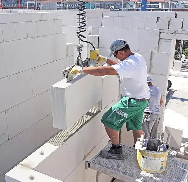 Jak wybrać najlepszą zaprawę do silki i uniknąć błędów przy montażu