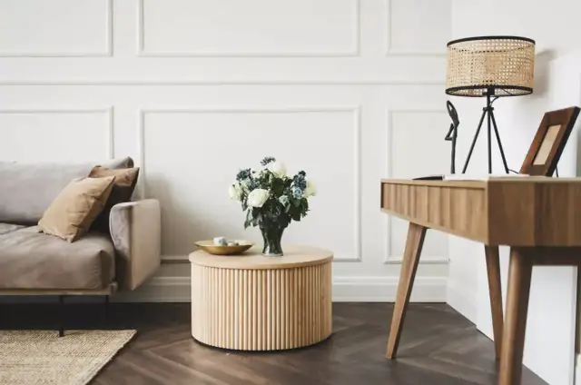 Jakie kołki do listew przypodłogowych PCV wybrać, aby uniknąć problemów?