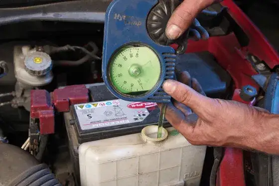 Kühlflüssigkeit kaufen: Die besten Tipps für optimale Fahrzeugkühlung