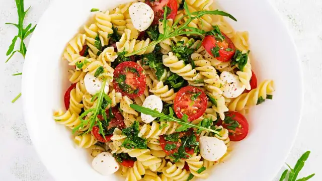 El secreto de la ensalada de pasta perfecta: Recetas y consejos