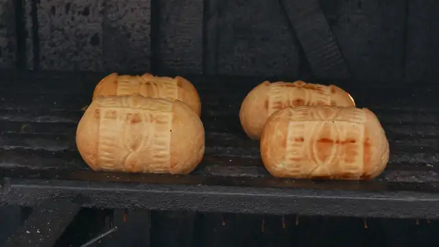 Jak wędzić oscypki, aby uzyskać idealny smak i aromat serów