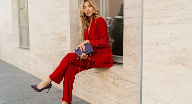 Garnitur na wesele: mus czy wybór? Odkryj stylowe alternatywy.