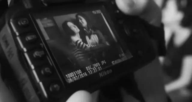 Jak przesłać zdjęcia z aparatu na telefon bezproblemowo i szybko