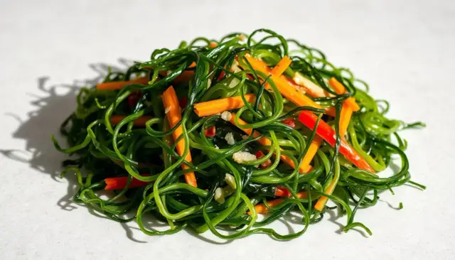 Sałatka wakame jak zrobić – łatwy przepis na zdrową sałatkę