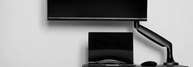 Jaki uchwyt do monitora: jak uniknąć błędów przy wyborze?