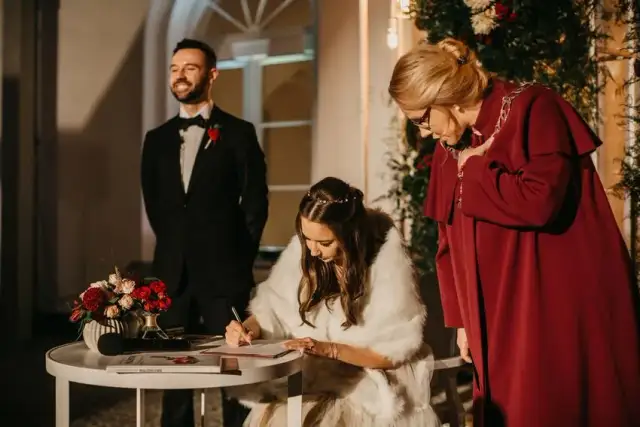 Kiedy do USC przed ślubem? Uniknij problemów z dokumentami!