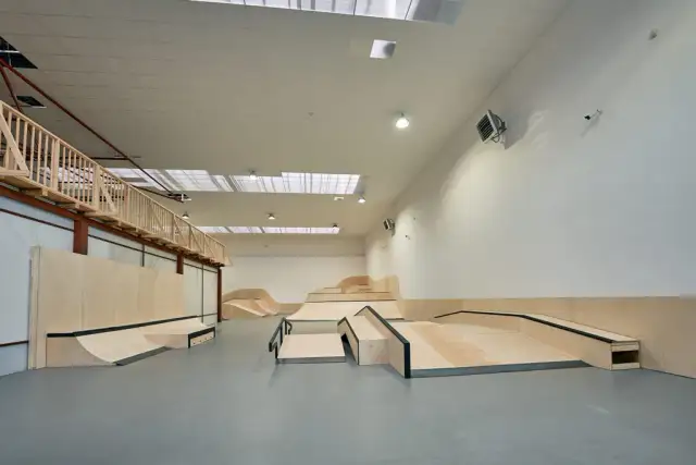 Gdzie na rolki w Toruniu? Odkryj najlepsze trasy i miejsca do jazdy