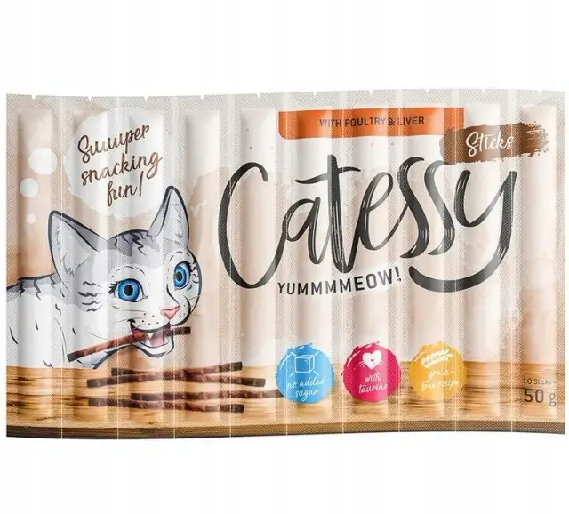 Czy koty mogą jeść kabanosy? Odkryj, co może im zaszkodzić