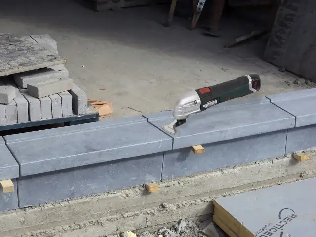 Jaki brzeszczot do paneli: unikaj błędów przy wyborze idealnego ostrza