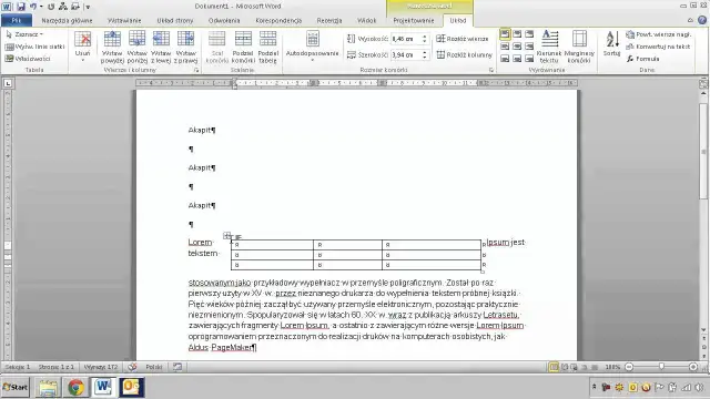 Jak wyśrodkować tekst w tabeli HTML - proste sposoby na idealne centrowanie