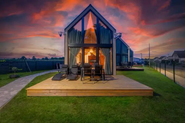 Noclegi nad Bałtykiem 2026: Ile kosztuje i jak zaoszczędzić?