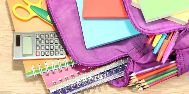 Kiedy składać wniosek o wyprawkę szkolną? Nie przegap terminów!