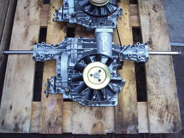 Skrzynia hydrostatyczna: Jak naprawić, jak działa i co warto wiedzieć?